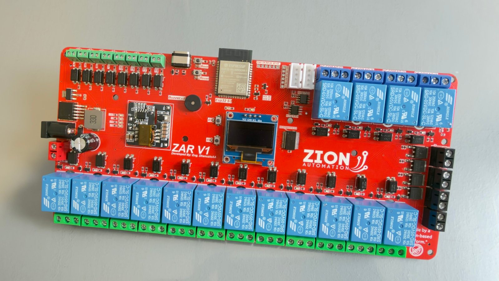 Kit que acompanha a placa ZAR V1